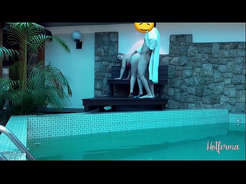 ❤️ Boss hovuza qulluqçu dəvət edir, lakin isti müqavimət göstərə bilmədi Keyfiyyətli seks bizdə az.sexvideogif.ru ❤